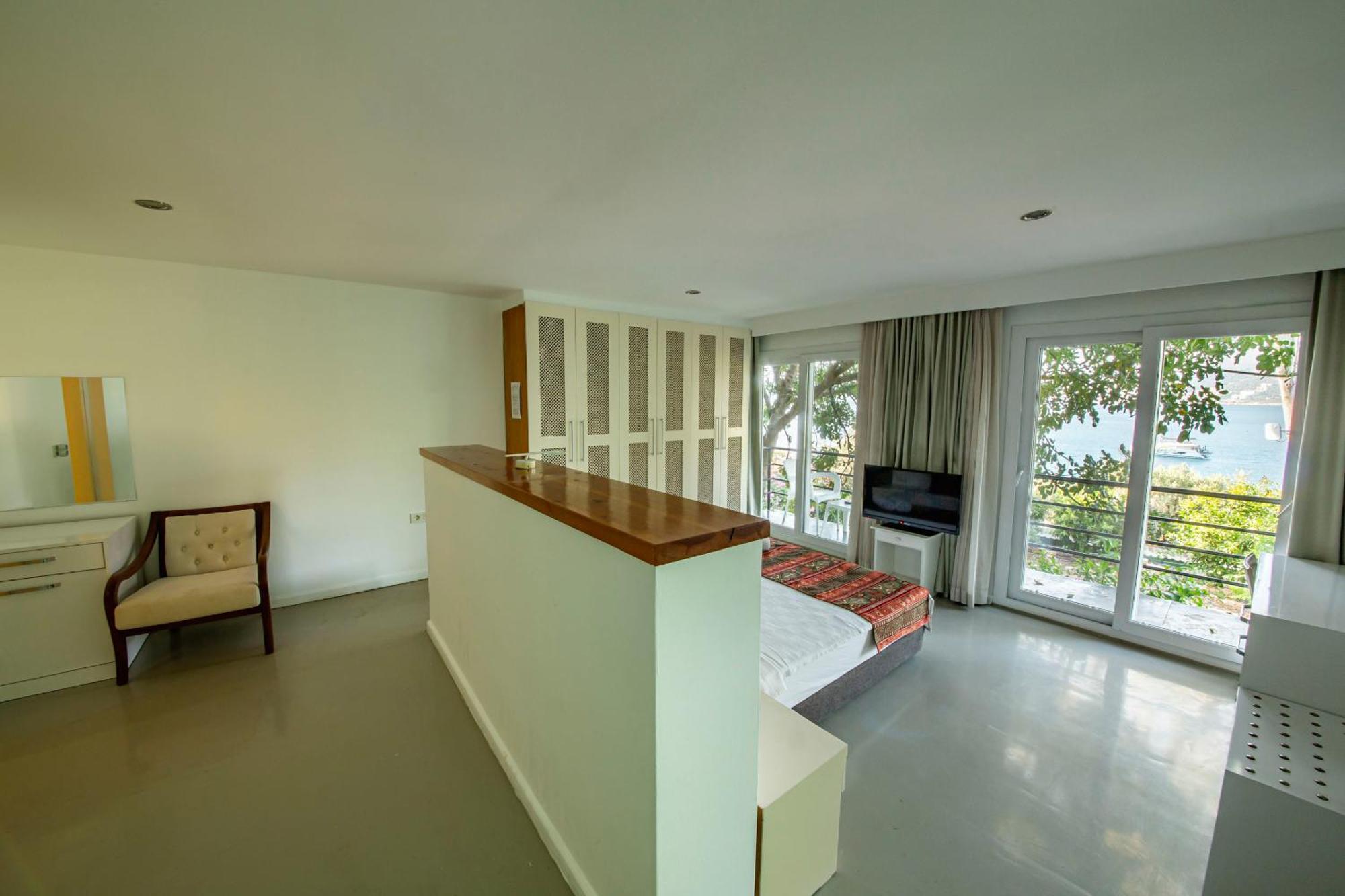 La Moda Beach Hotel Kas Exterior photo