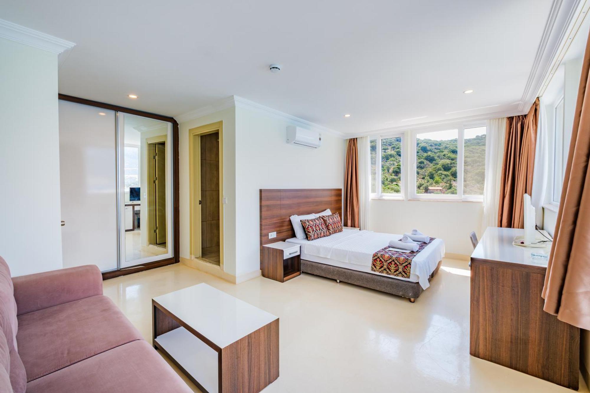 La Moda Beach Hotel Kas Exterior photo