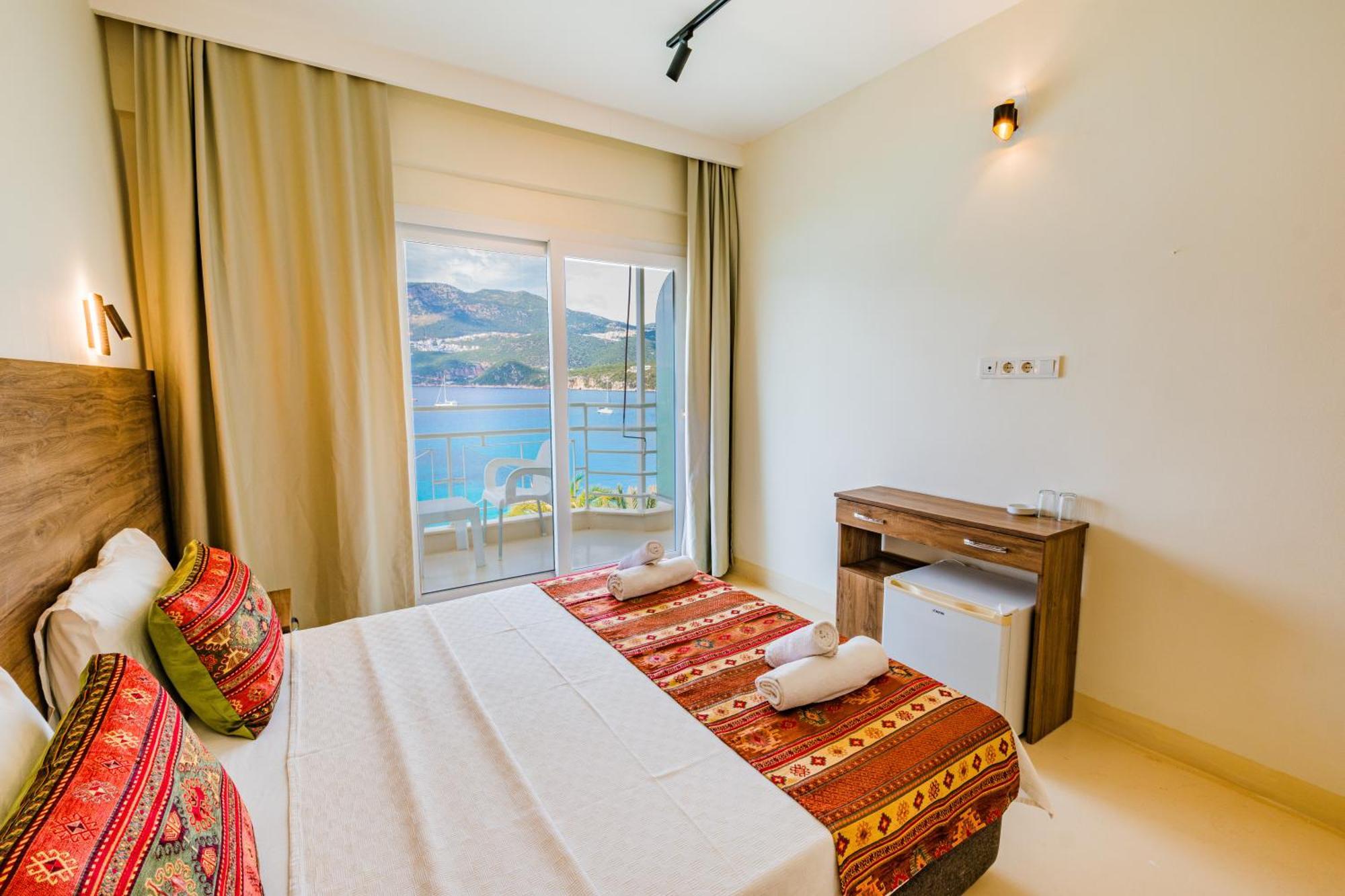 La Moda Beach Hotel Kas Exterior photo