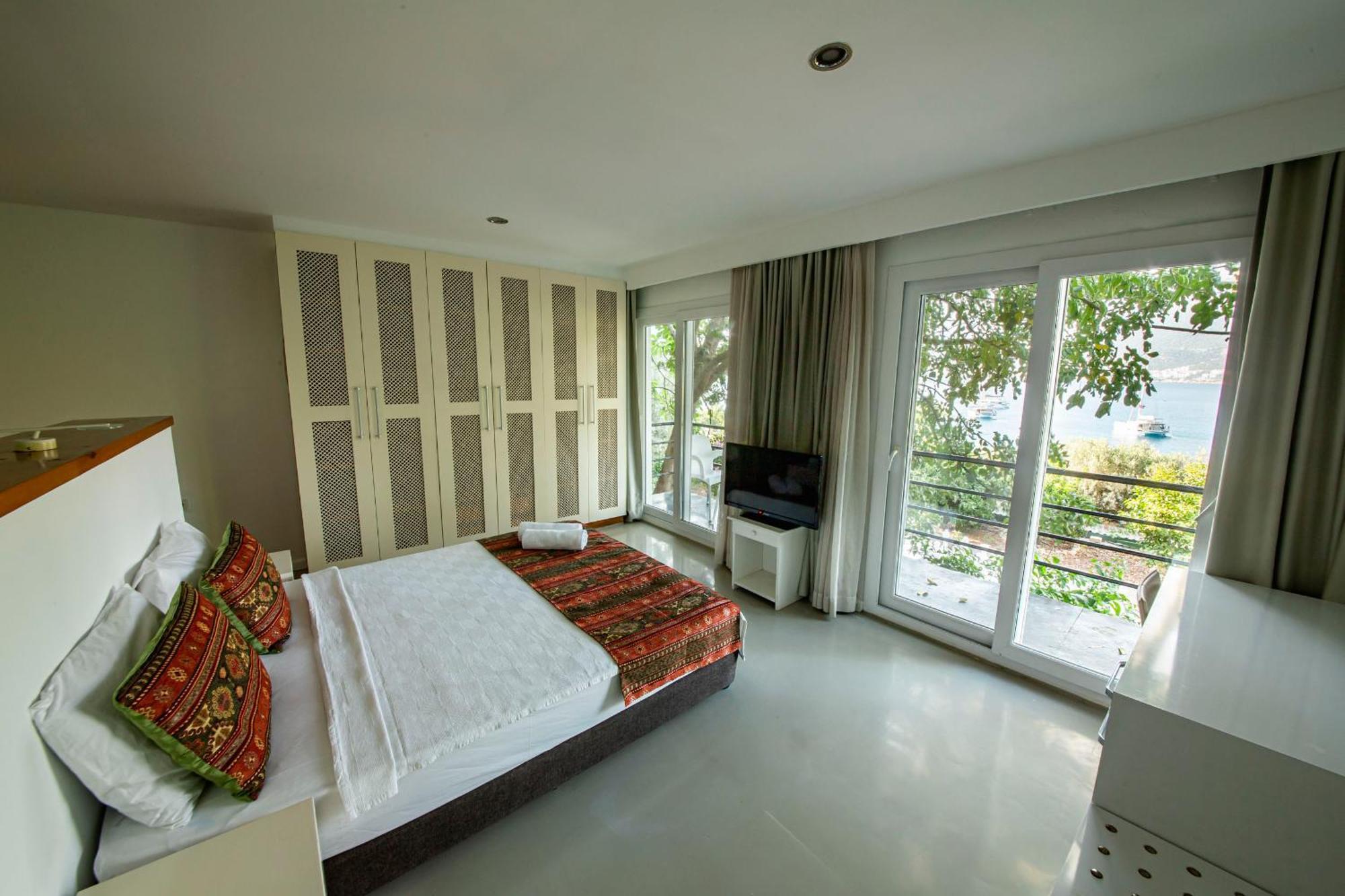 La Moda Beach Hotel Kas Exterior photo