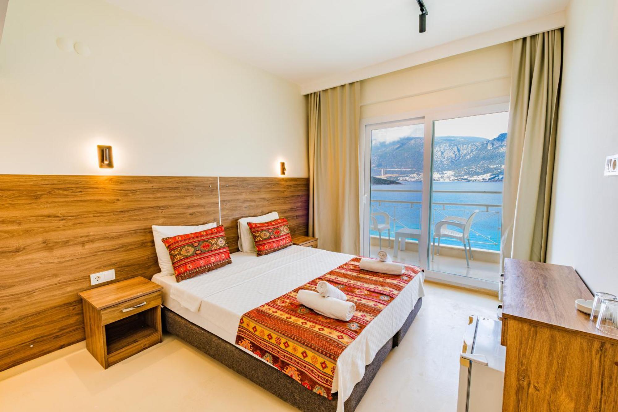 La Moda Beach Hotel Kas Exterior photo